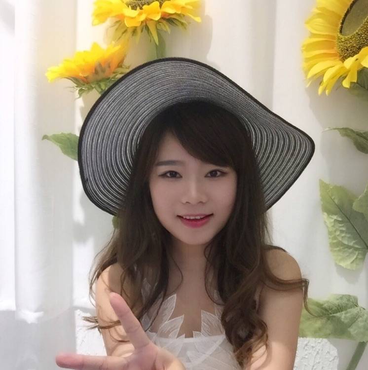 我家有个新新猫的照片