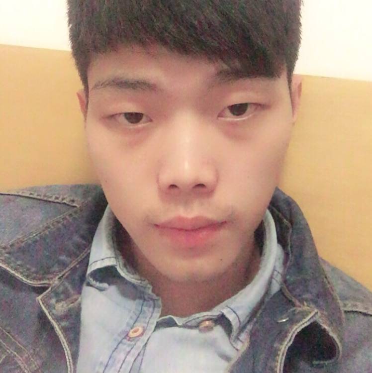 狗哥哥的照片