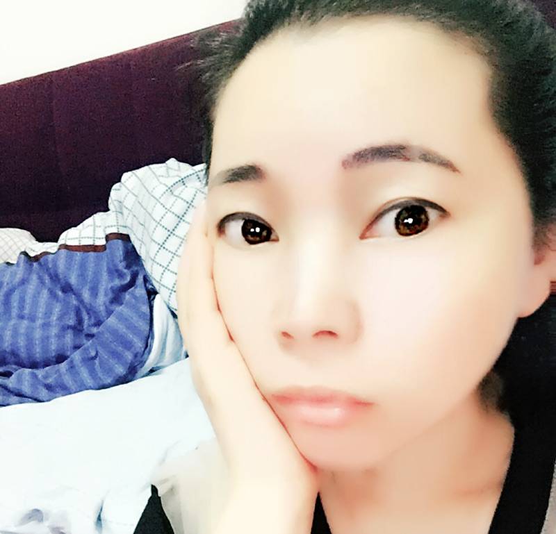 梦游娃娃娃娃的照片