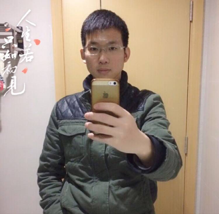 陈X的照片