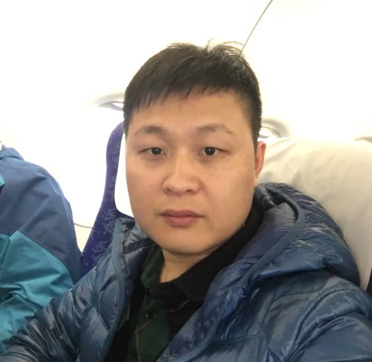 大脸猫的照片