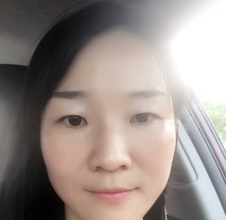 天上之月的照片