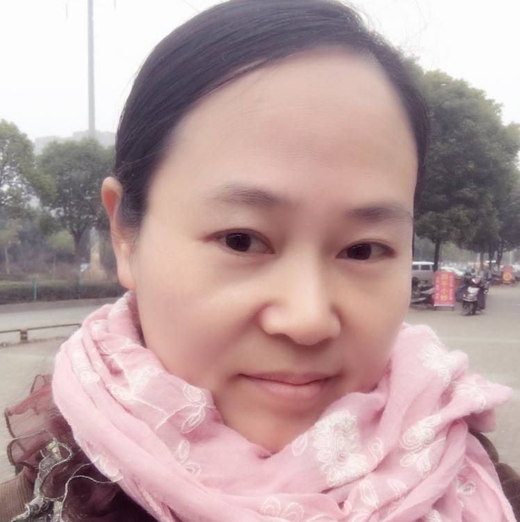 云若兮的照片