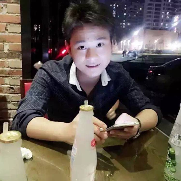 会员403394111的照片