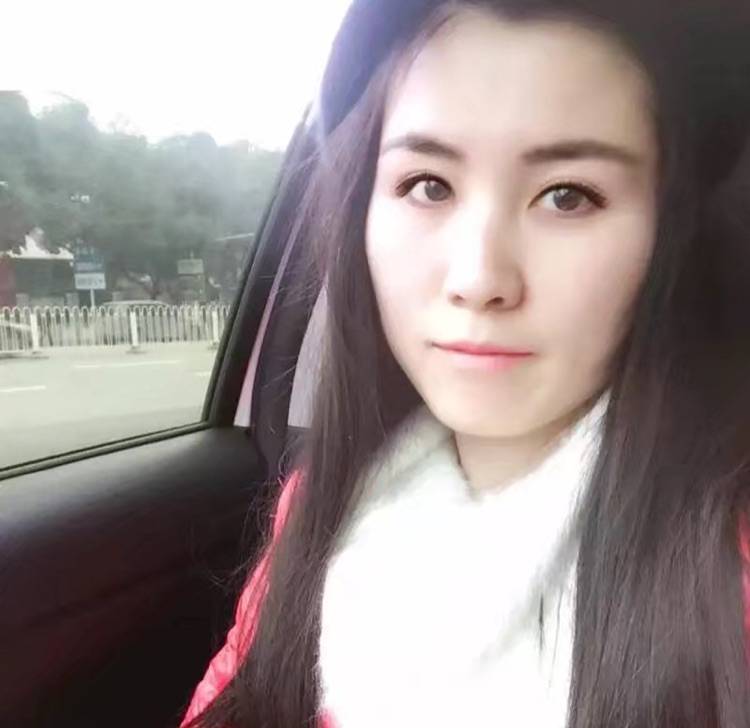 蒨儿的照片