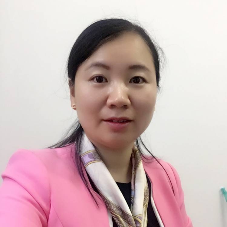 纯满的照片