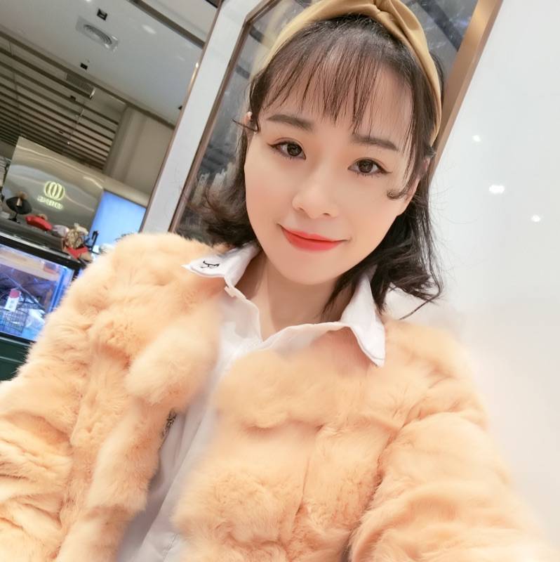 小怪兽君君的照片