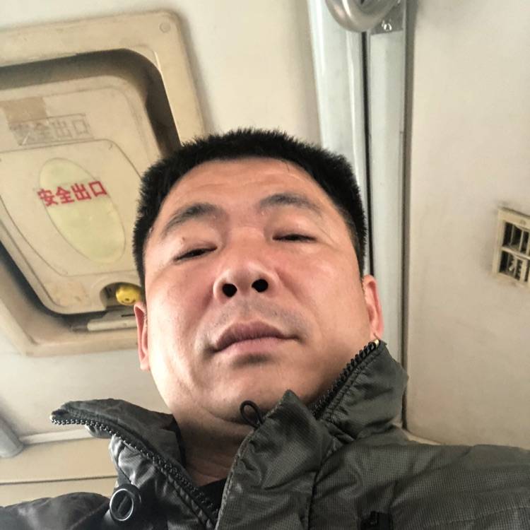 爱❤️在何方的照片