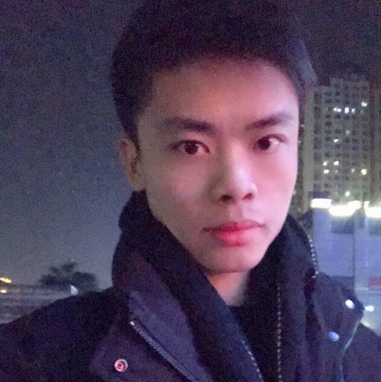 努力的Ming的照片