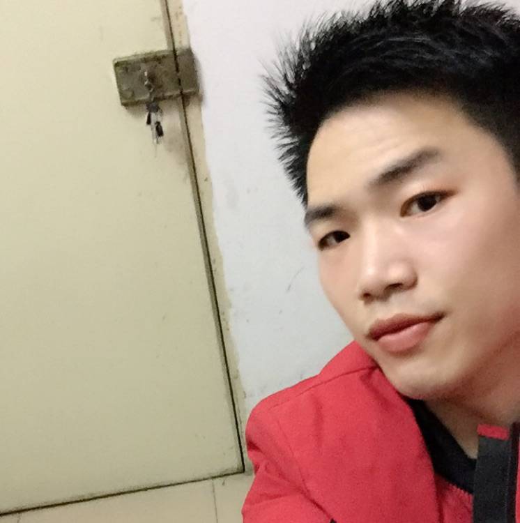 闷烧男的照片