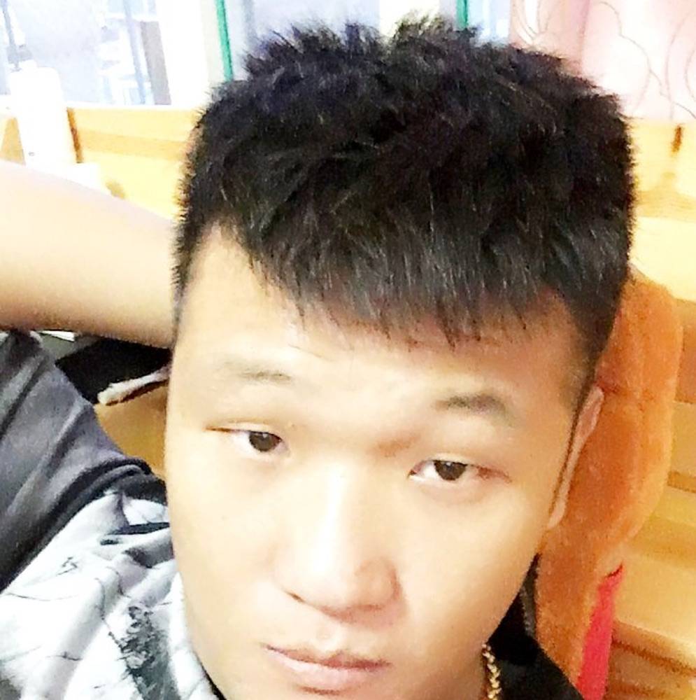 只是逢场作戏的照片