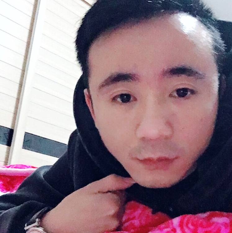 37度男的照片