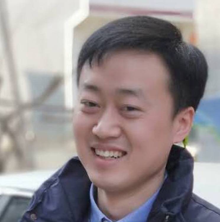 whoami的照片