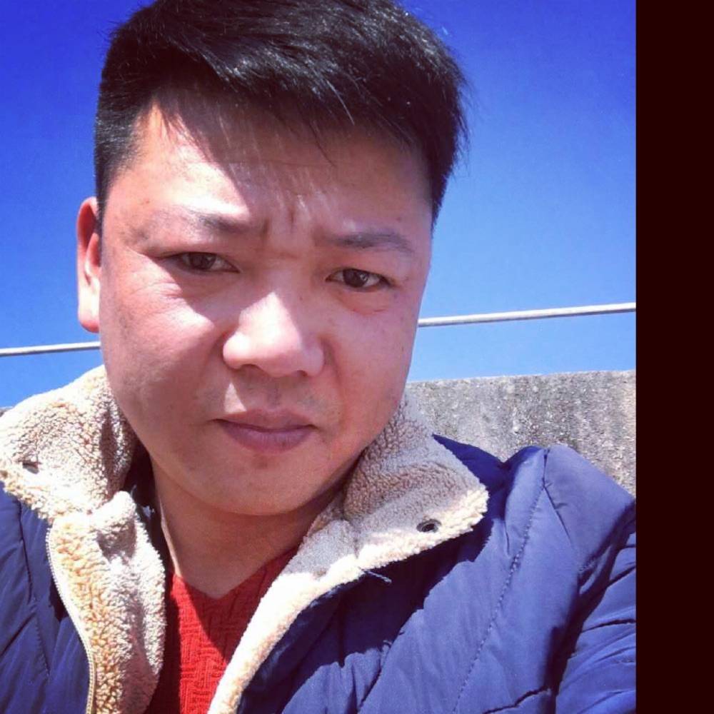 为爱追随888的照片