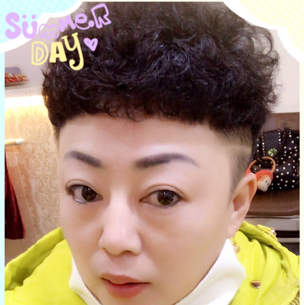 东北大妞的照片