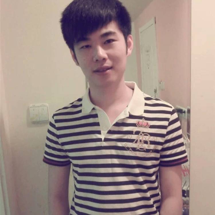 自语喃喃的照片