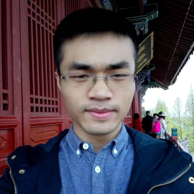 在爱的路上等你的照片
