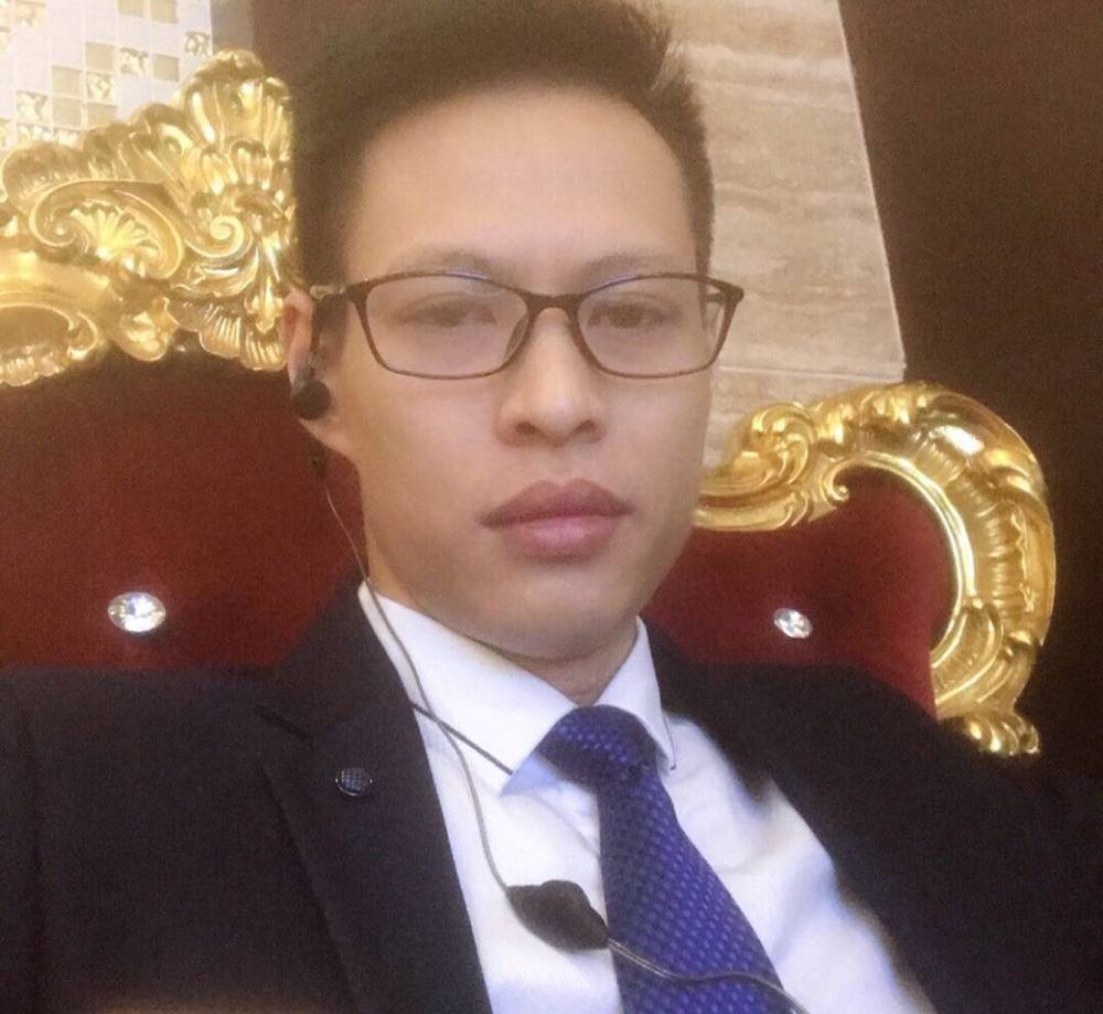远晨的照片