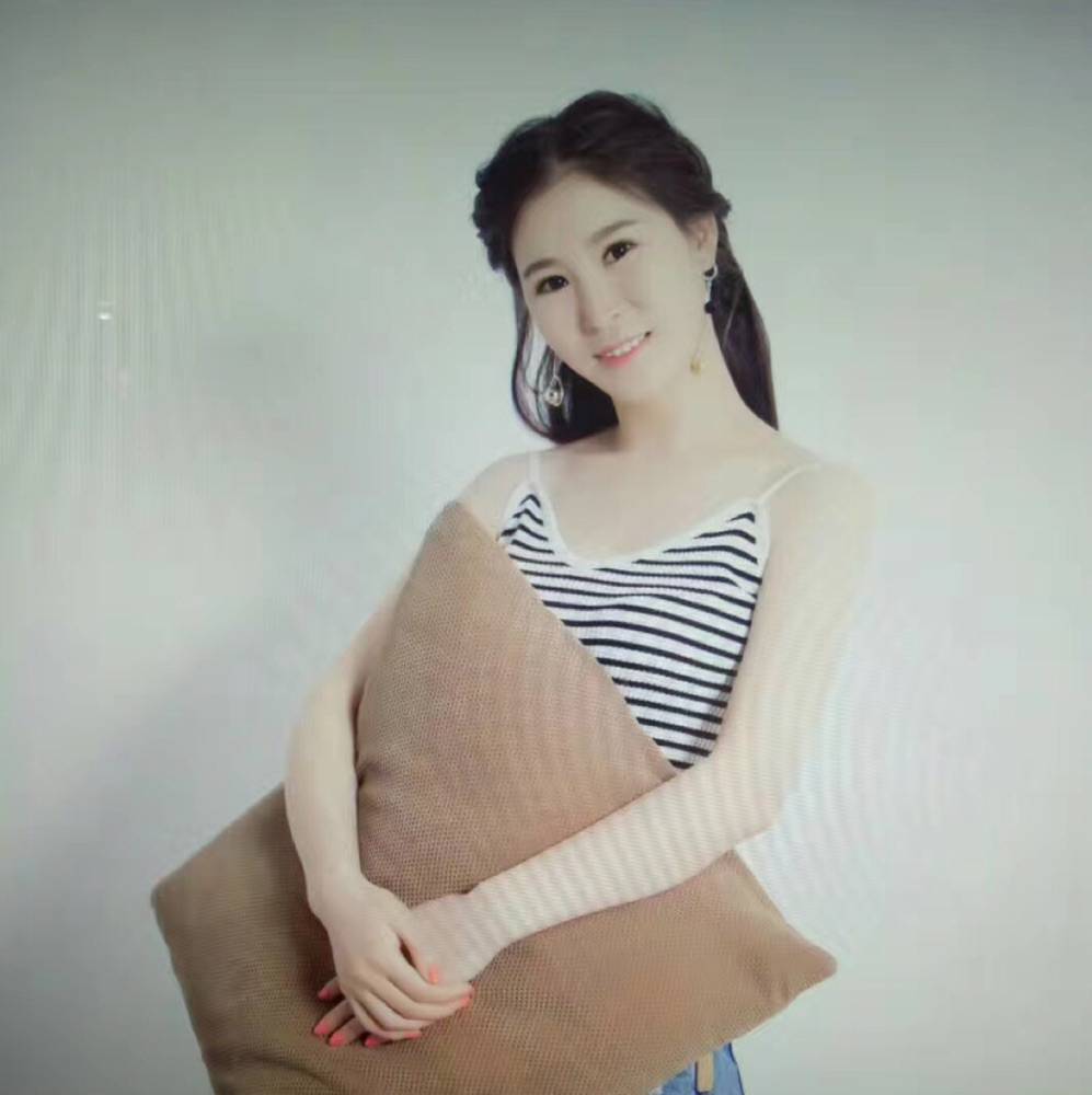 李梦真的照片