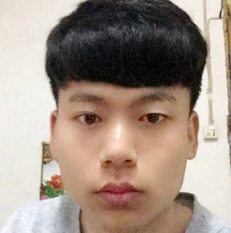 朕卿AMO的照片