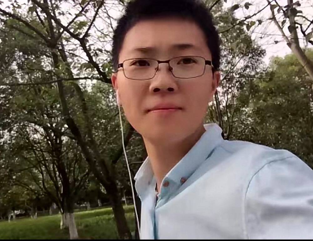 择一人者老的照片