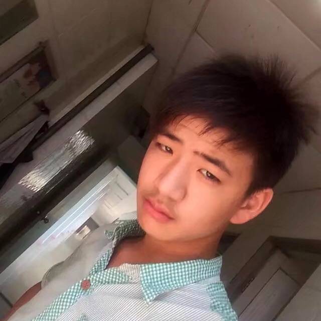 风继续吹。。。。的照片