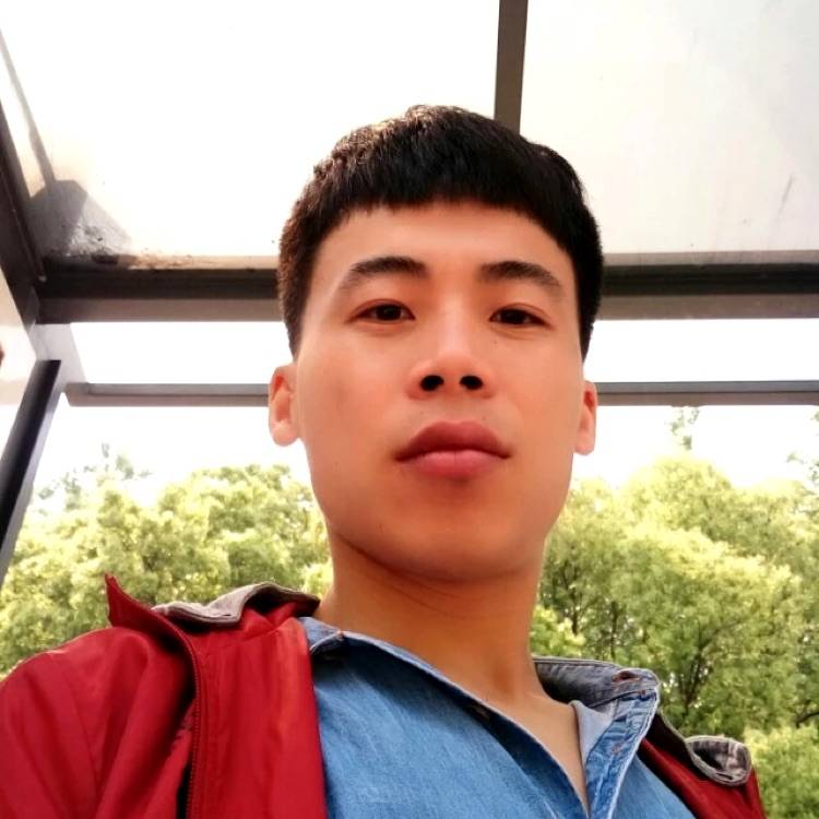 秦大雷的照片