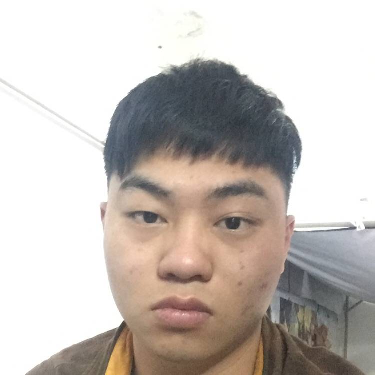 崇拜七月的照片