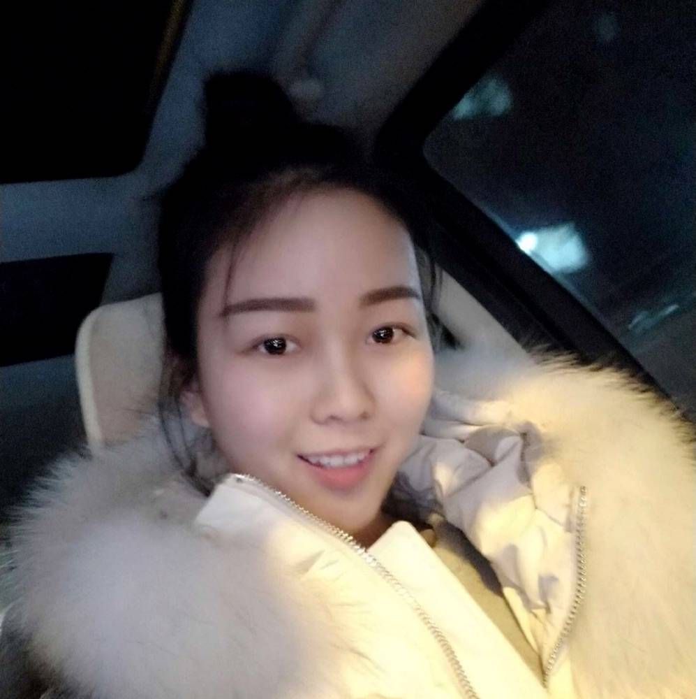 玛丽亚君宝宝摇钱的照片