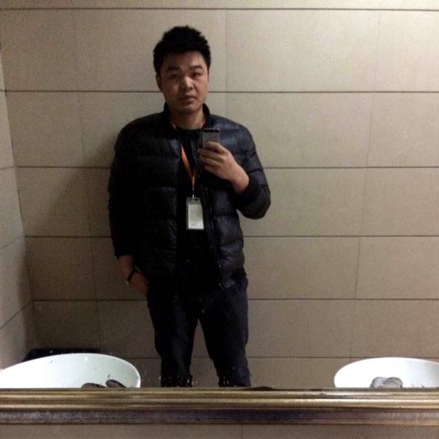 他叫彭涛的照片