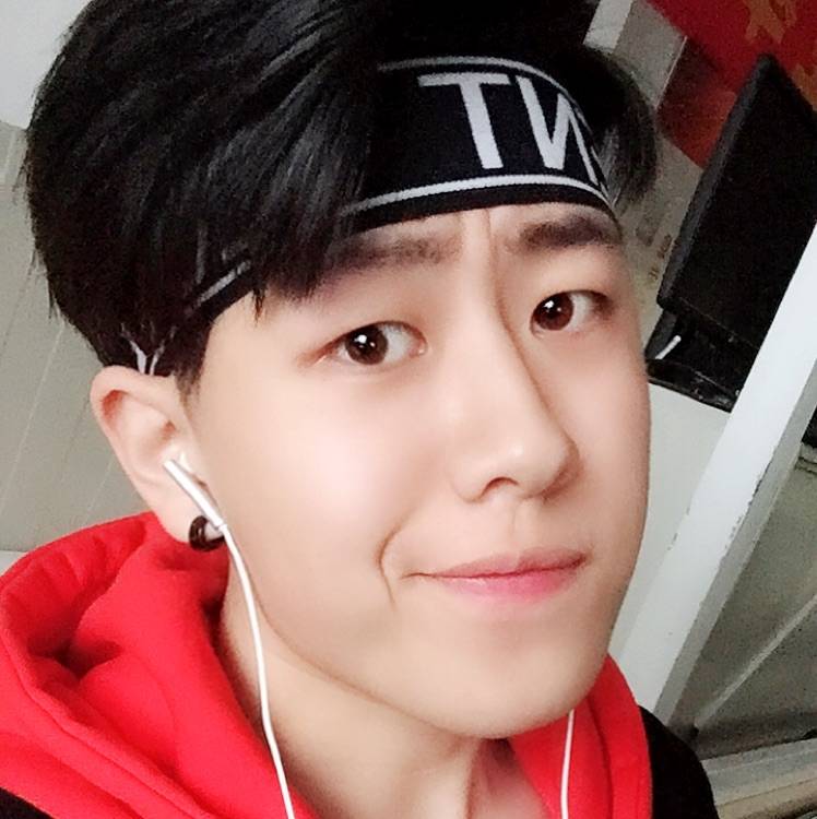罗丁鹏的照片