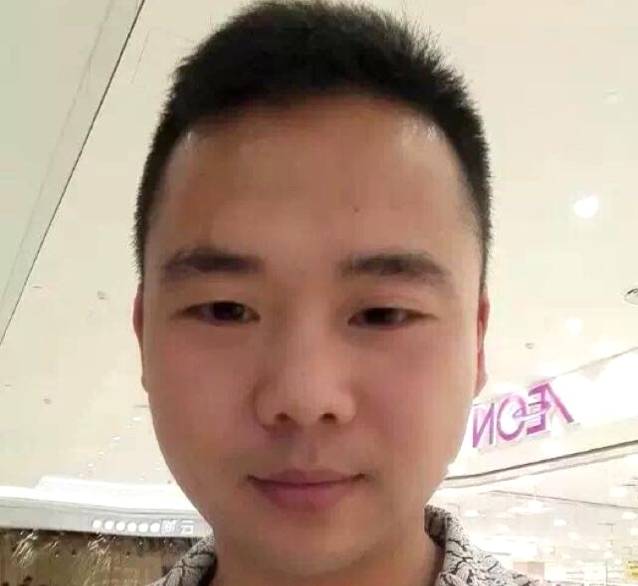 丑到不得了的照片