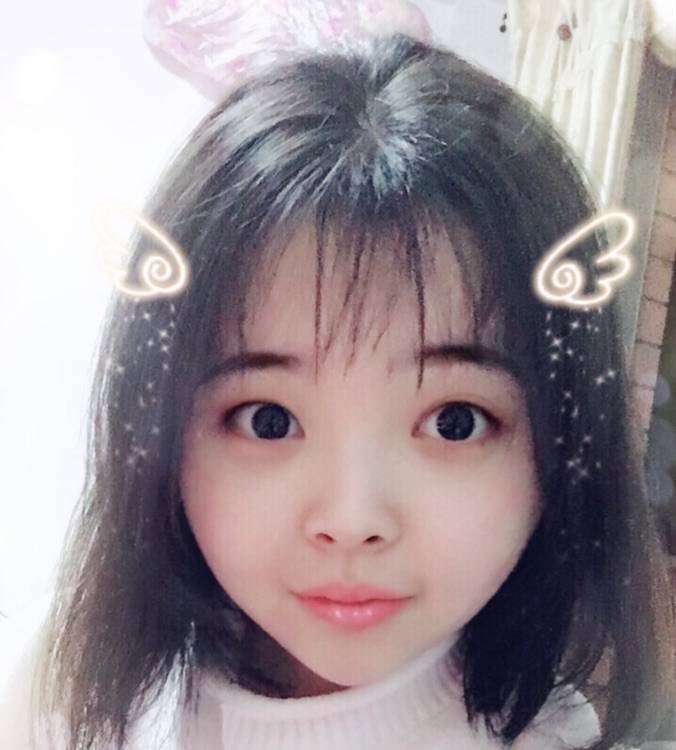 张哈哈哈哈的照片