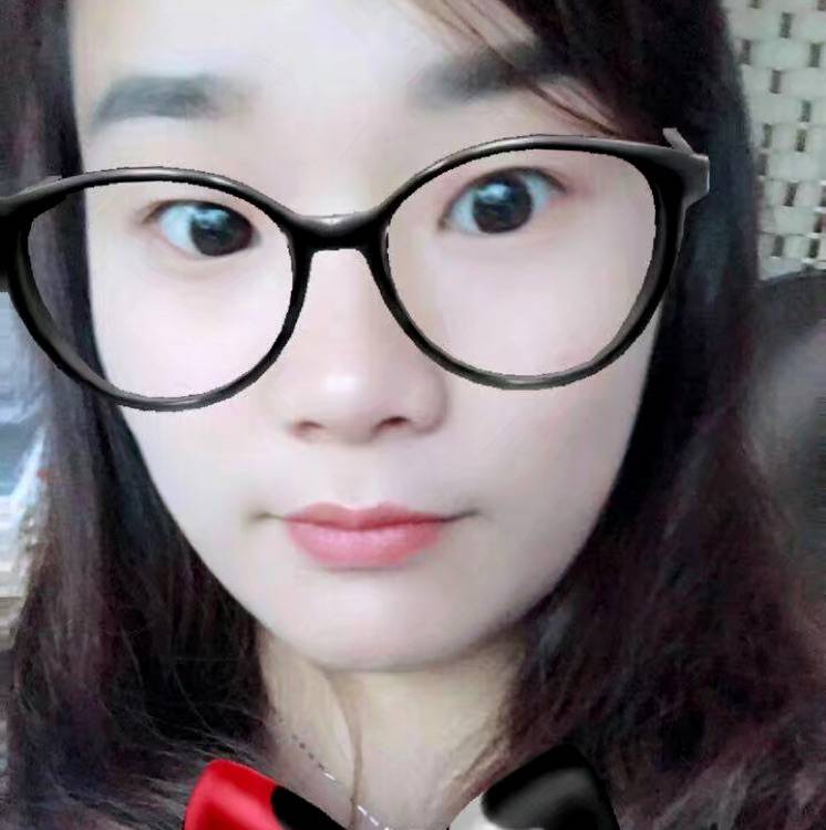 巴黎街头的黎明的照片