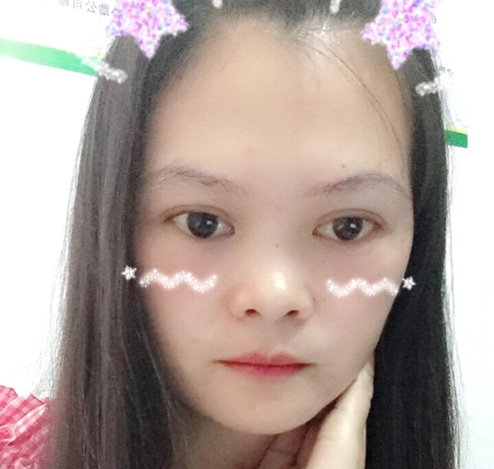 小黑瓶的照片