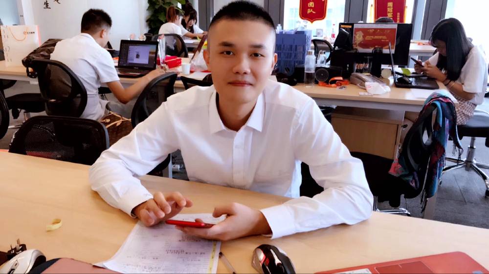 黄亦涵的照片