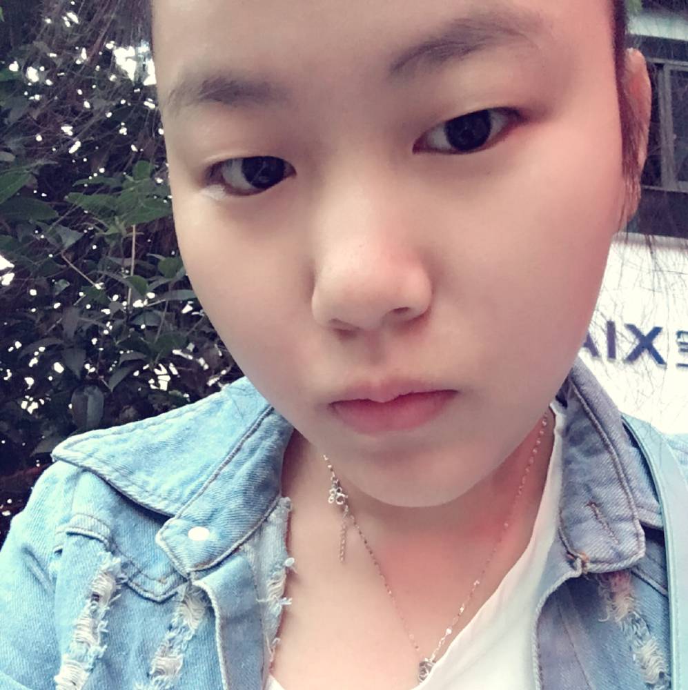 杨翠的照片