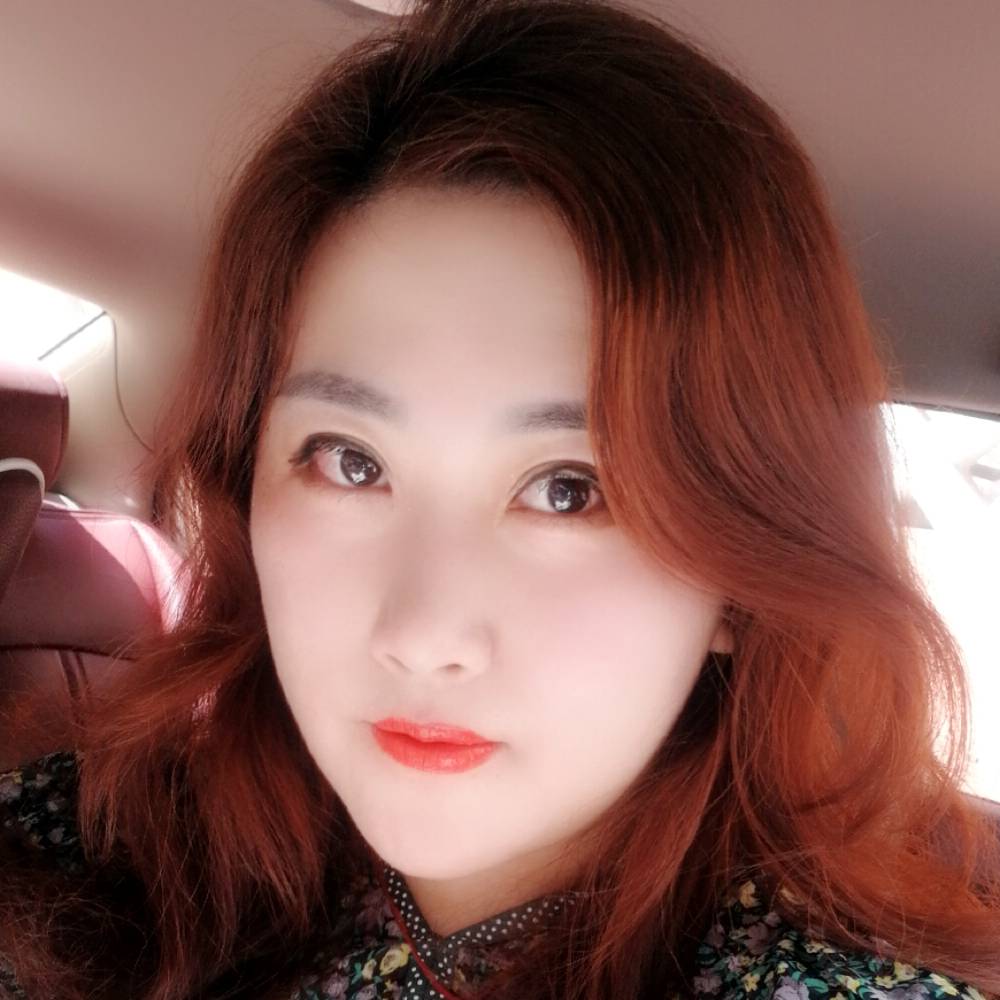 何小芋的照片
