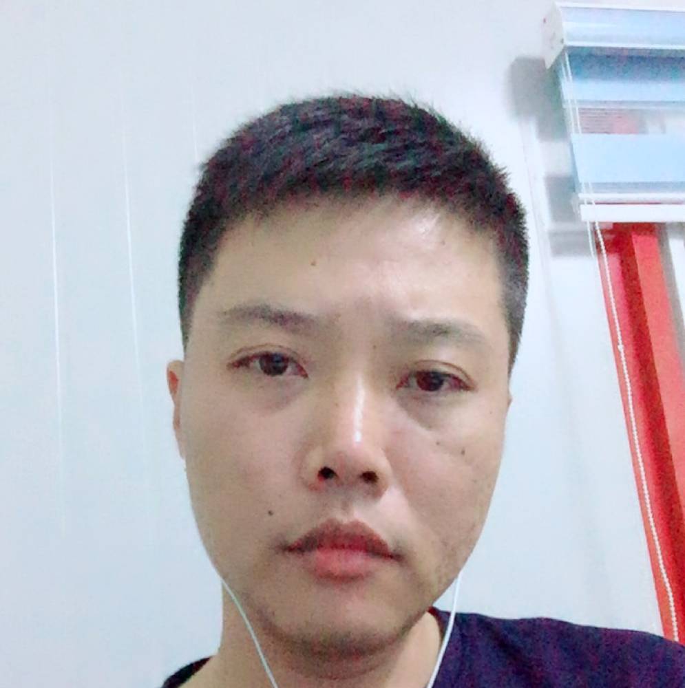 尉尉的照片