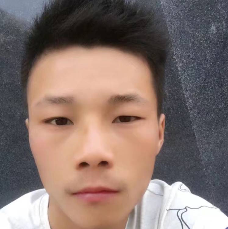 太阳一样的男人的照片