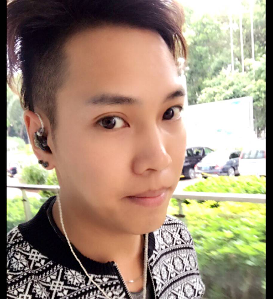 Ivan^ω^的照片