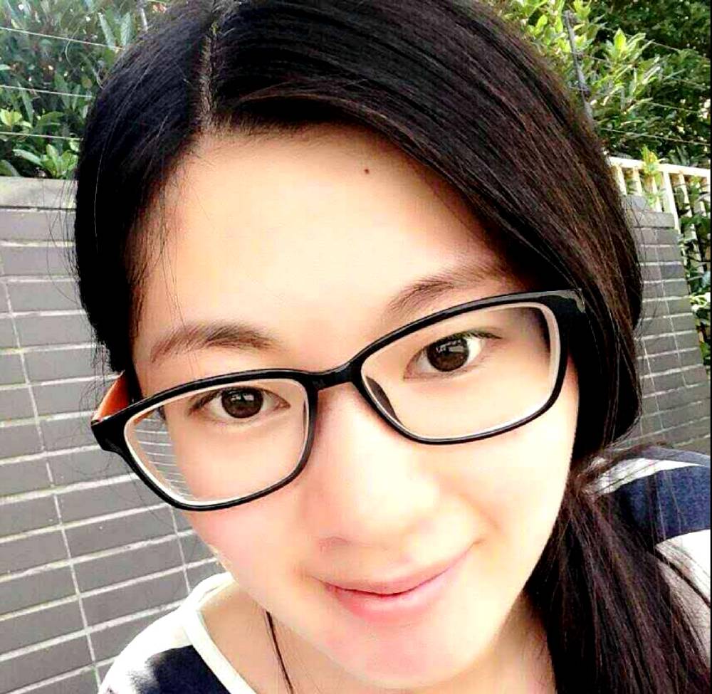 静静静听的照片