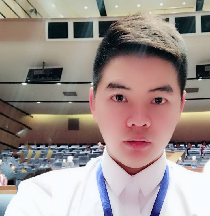 RAVEN华的照片