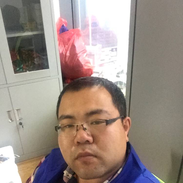 小。龙的照片