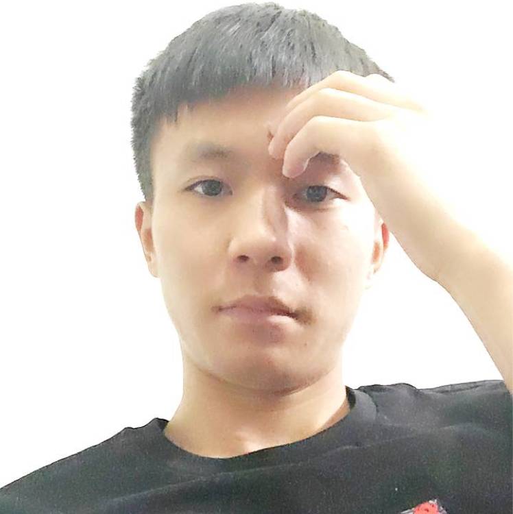 田毅的照片