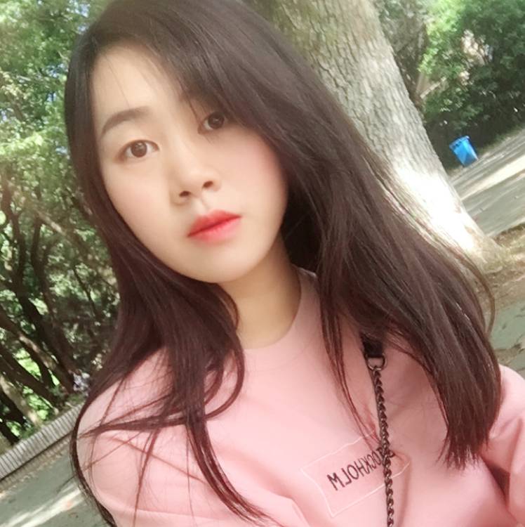 夕阳少女的照片