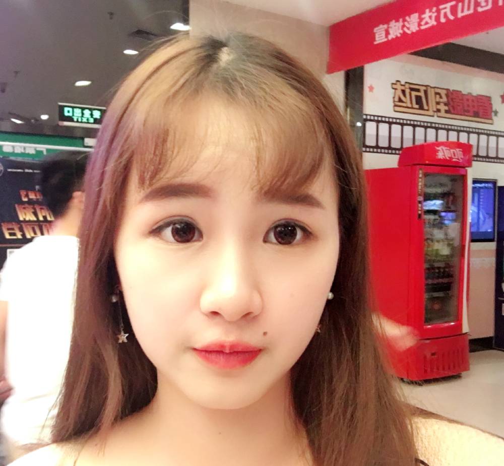 君笑的照片