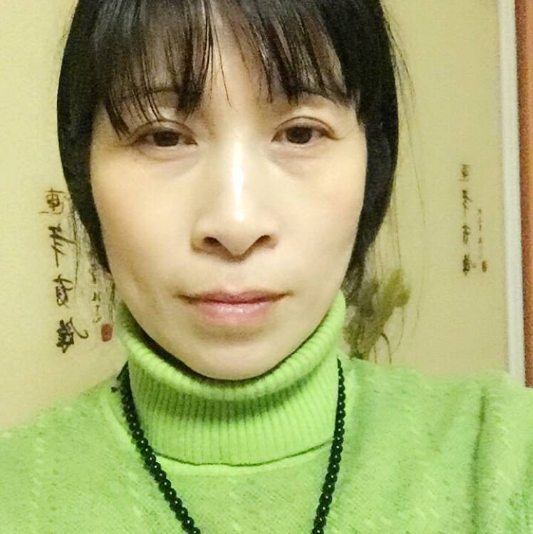 善良砖头的照片