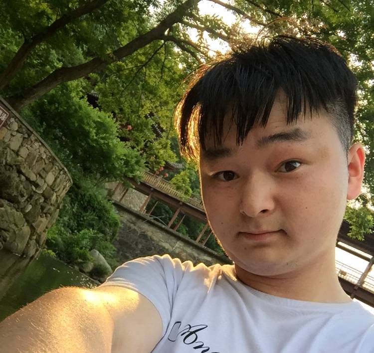 李瑾的照片
