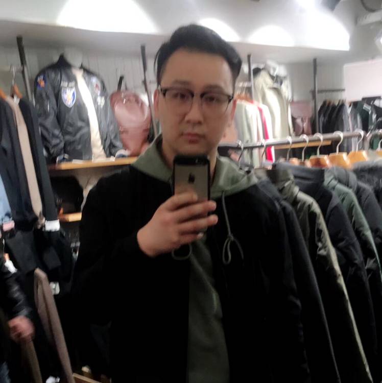 疼白虎点糗香的照片